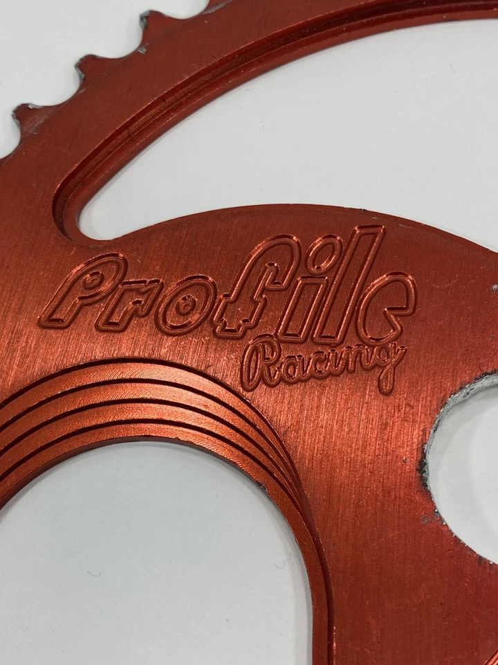 Rueda dentada Profile Racing Rip Saw 45T roja anodizada años 90 Mid School BMX Foto 2 de 4