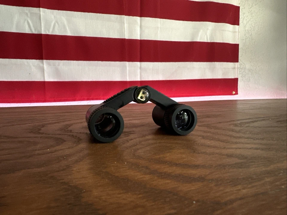 Bushnell Featherlight Compact Binoculars Model 15-2517 (2.5 x 17) NEW - Image 4 of 4