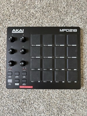 Akai Professional MPD218 16-Pad USB Powered MIDI Pad Controller, USB Port