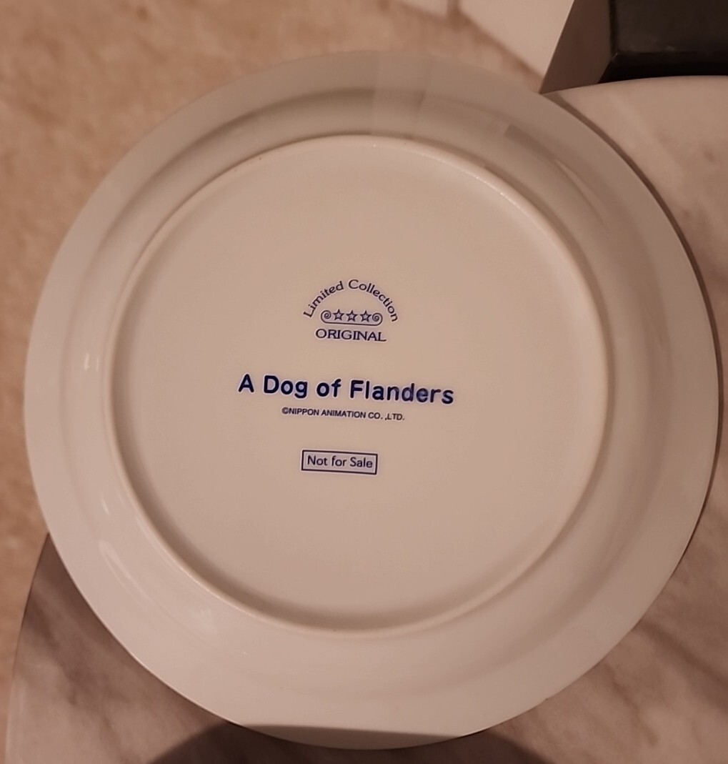 食器 A Dog of Flanders. Not for Sale. A Dog of Flanders Vintage Collectible Plate — delightful