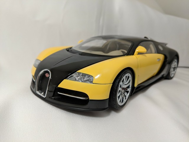 1 18 Autoart 70904 Bugatti Eb 16 4 Veilon Show Car Black Yellow