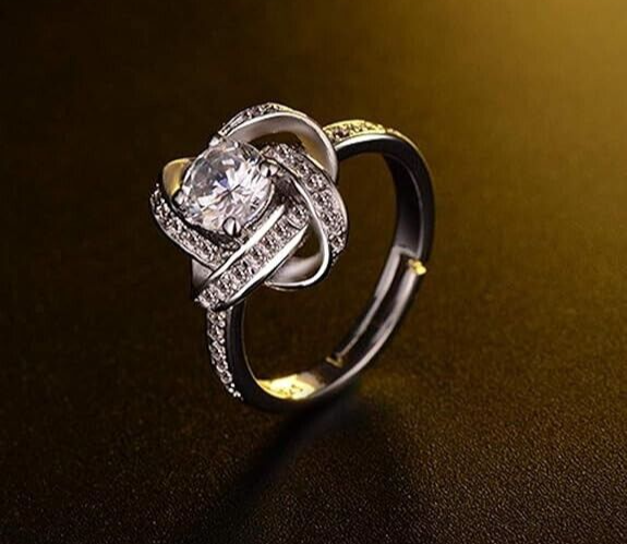 Paavan Daimond Silver Emerald Ring Fashion Wear Stylish Jewellery