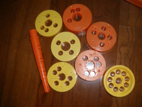 VINTAGE 1978 IDEAL PAYOFF MACHINE GAME - Picture 5 of 5