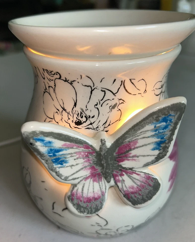 Intertek wax / Tart Burner 3d Butterfly Floral Electric Model Sc-507 - Image 4 of 4