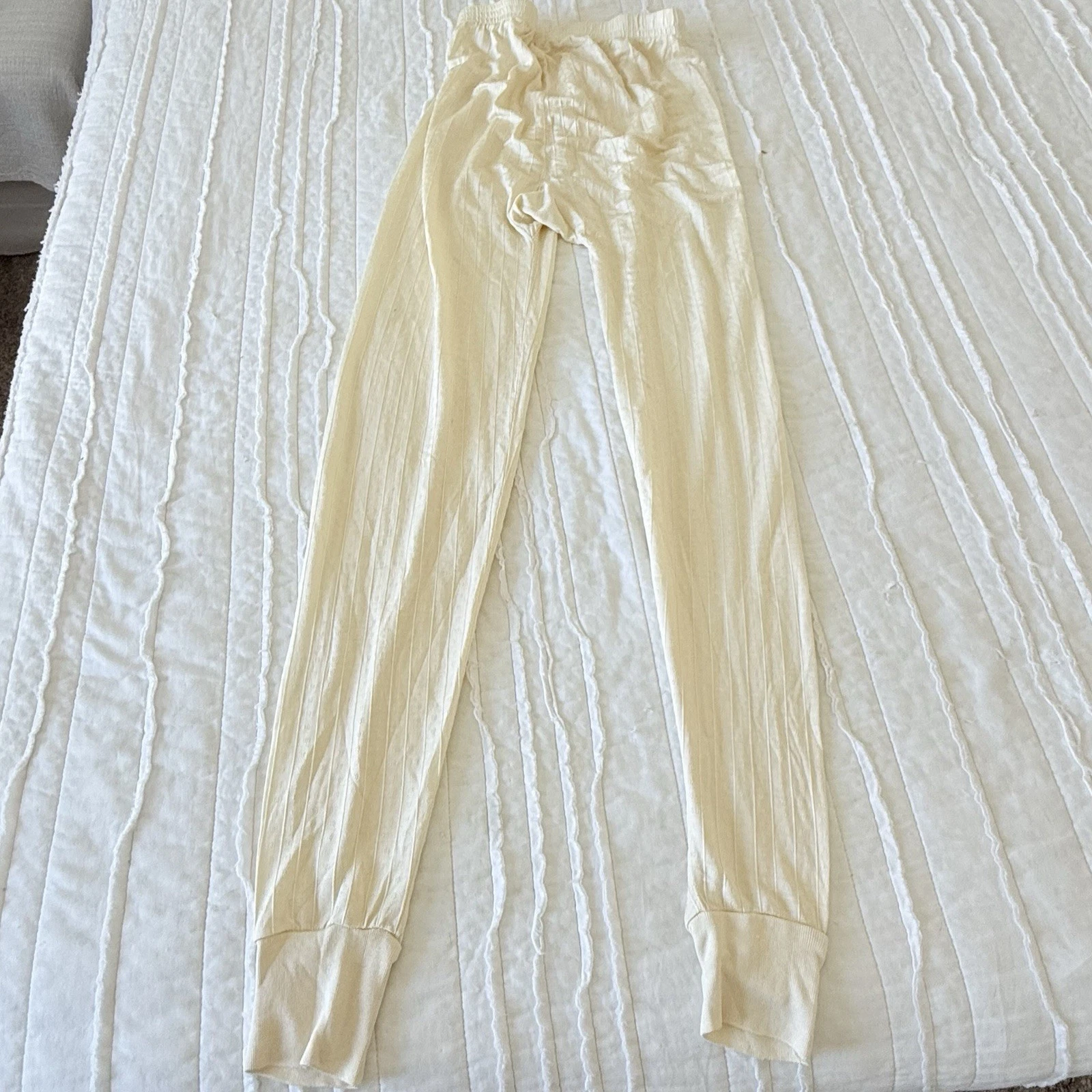 REI 100% Silk Base Layer Thermal Woman M Long Underwear Bottom Pant Snow Outdoor
Opens in a new wind