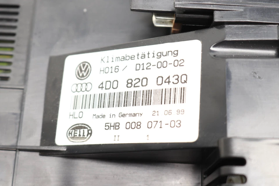 2000-2002 AUDI A8 QUATTRO 4.2L - AC климат-контроль / блок температуры 4D0820043Q - Изображение 3 из 4