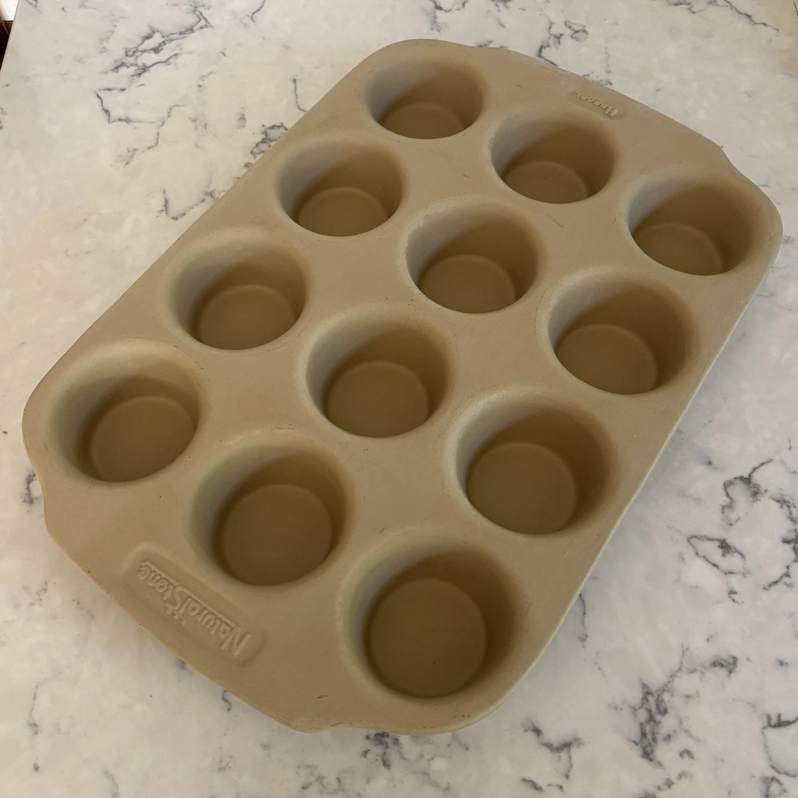 Haeger Pottery Natural Stone 12 Muffin / Cupcake Baker Premium Stoneware Baking