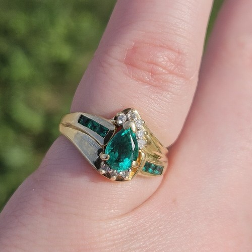 10K Yellow Gold Diamond Lab Created Emerald Bypass Cocktail Ring Size 5.5 - Picture 6 of 18
