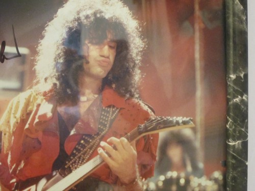 Kiss Bruce Kulick Signed Autographed 8 x 10 Photo Framed Under Glass - Picture 3 of 5