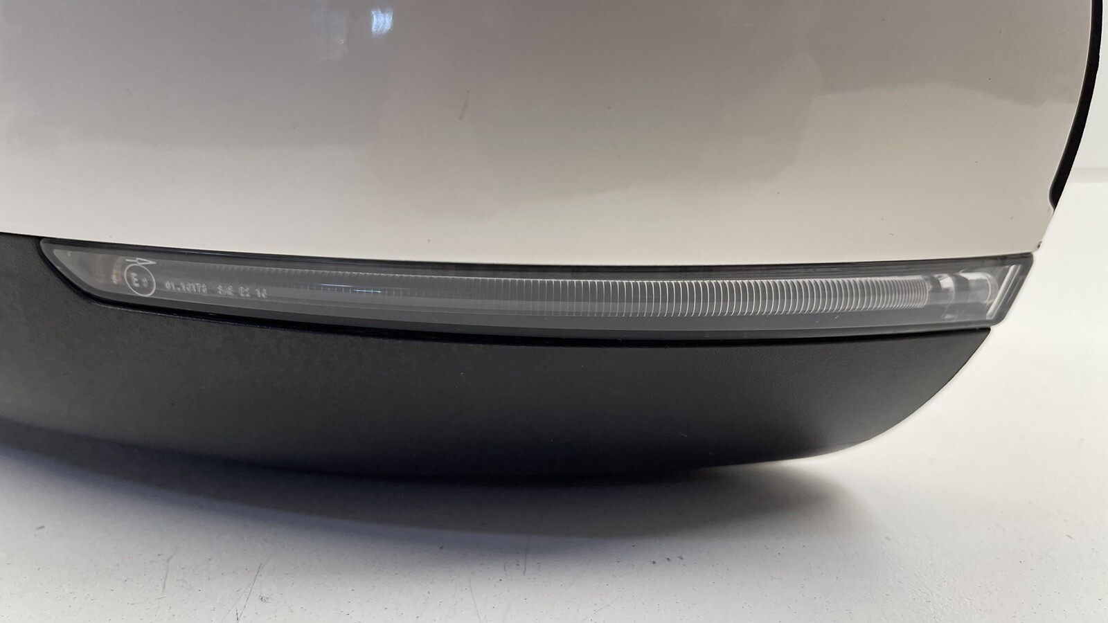 17-20 MASERATI QUATTROPORTE LEFT FRONT DOOR MIRROR BLIND SPOT HEATED OEM