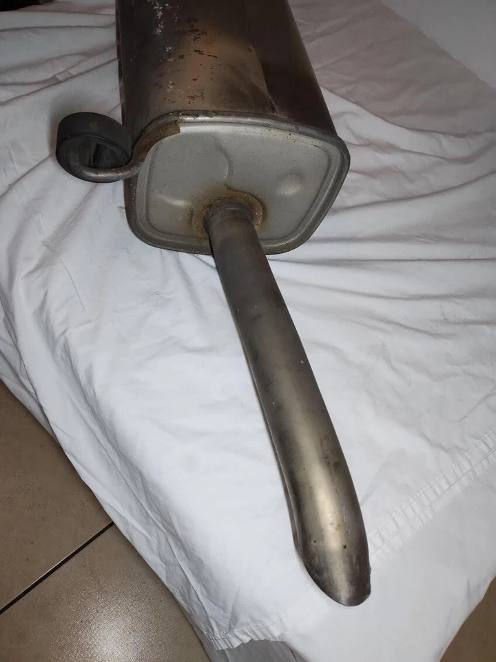 2014 日产 Sentra 1.8 cvt 消声器 原始设备制造商 — 第 3/4 张图片