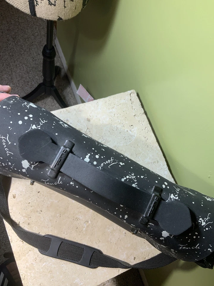 Auténtica Carpeta Mensajero Escolar Fendi Vintage Stiassi Laptop Años 70/80 PVC/caucho Foto 3 de 4