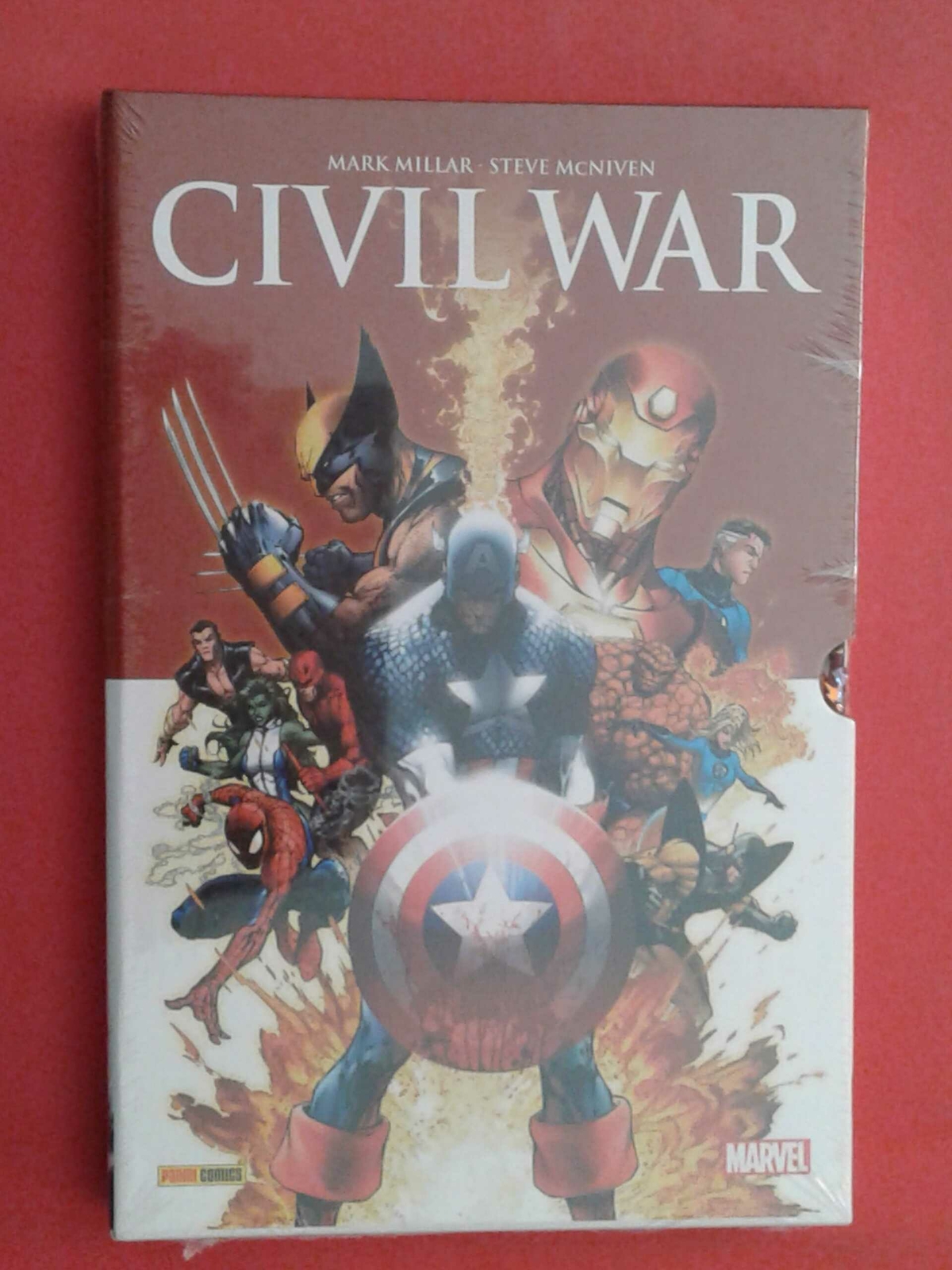 CIVIL WAR- CON COFANETTO- DI: MARK MILLAR- VOLUME CARTONATO- MARVEL PANINI CO...