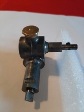 ancien renvoi d'angle câble de compteur moto terrot ou autre