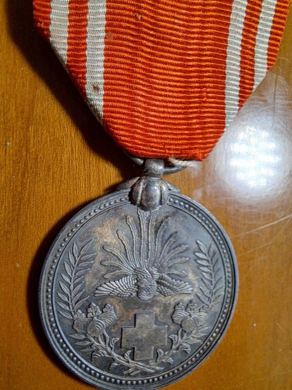 Japan WWII Red Cross Men's  Membership Medal in Silver