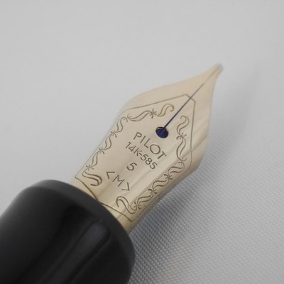 【美品】Pilot Custom67 14K Mニブ ＋CON-70 PILOT CUSTOM 67 Fountain Pen 14K M (used) FREE SHIPPING WORLDWIDE