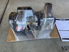 ValuFlo 1000 Series  External Pond Pump 6100 gph 6100VAF23