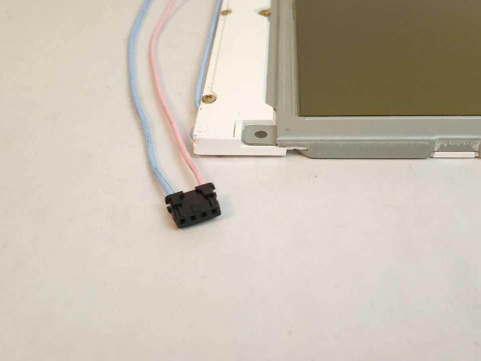 Lot of 10 New Sharp LM64K83 640 x 480 9.4 in Matte LCD Laptop Screen - Image 2 of 4