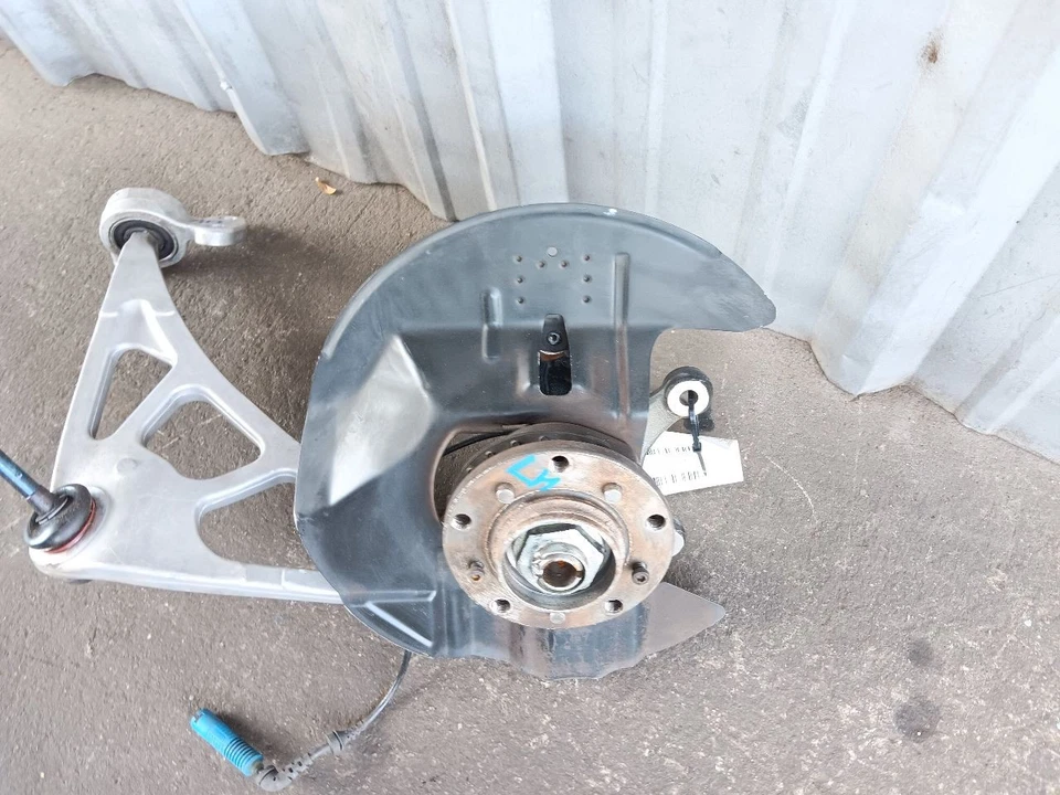 01-06 Juego de puntales de brazo de control de husillo de suspensión delantera izquierda BMW M3 Foto 2 de 4