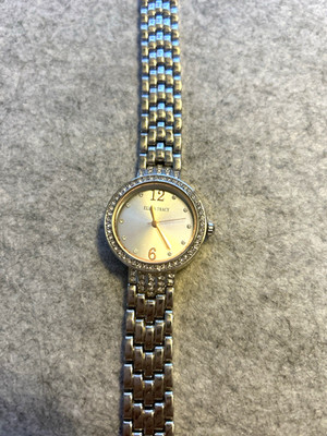 Ellen Tracy Women s 8  Silvertone Watch Wrist 7  New Battery 