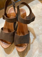 Brown Leather Open Toe Clogs