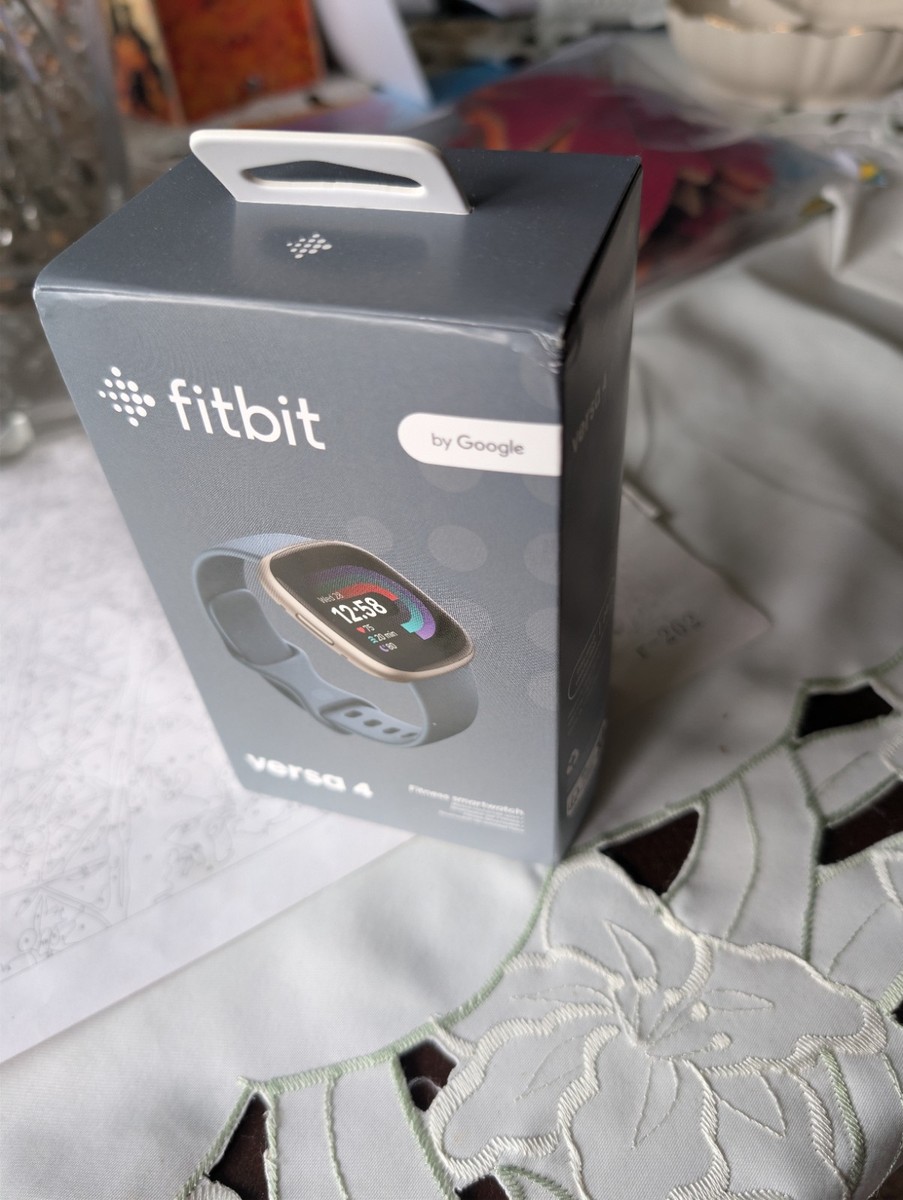 FITBIT Versa 4 Smartwatch Aluminium Elastomer, S/L, Pink Sand/Copper