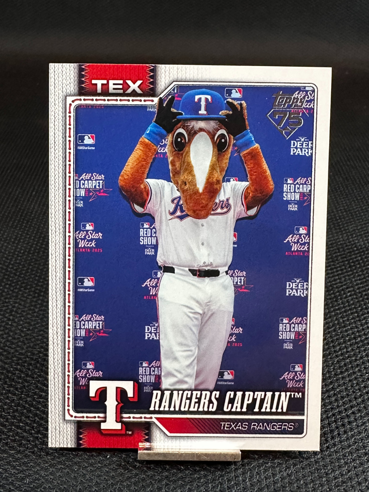 2026 Topps Series 1 Celebration Mascots  CAPTAIN  TEXAS RANGERS  #M-12