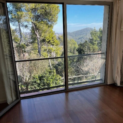 Modernes Einfamilienhaus SPANIEN - Umkreis Barcelona - Bild 5 von 11