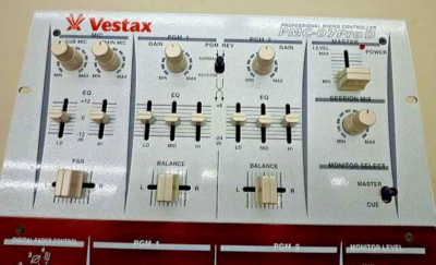 Vestax PMC-07Pro D DJミキサー Vestax PMC-07 Pro D Professional Mixing Controller SAMURAI