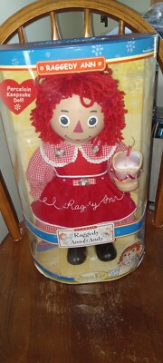 Raggedy Ann Porcelain Doll 2005 Brass Key Keepsakes Classic NIB