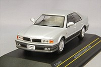 Mitsubishi Diamante 1990 RHD Silber First43 F43-056 1:43 Japan Import Argent