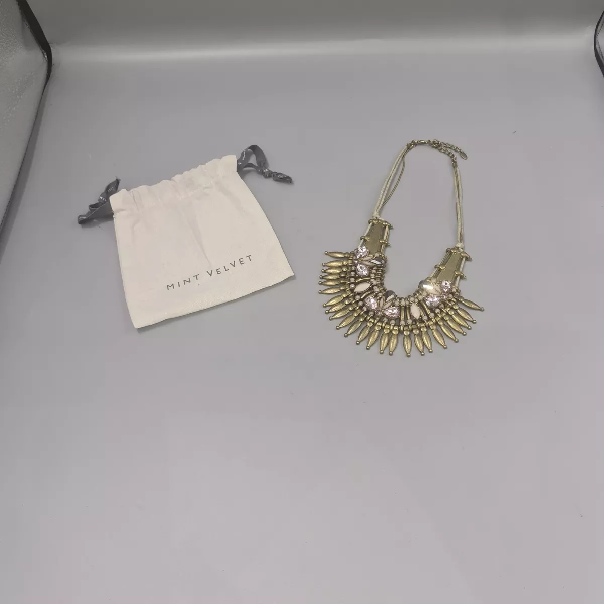 Mint velvet deals necklaces
