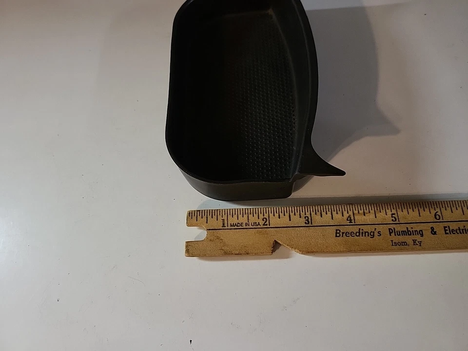 2005-2009 BUICK ALLURE ЛАКРОСС ЦЕНТРАЛЬНАЯ КОНСОЛЬ РЕЗИНОВАЯ ВКЛАДЫШ ВСТАВКА 10336840 OEM  - Изображение 4 из 4