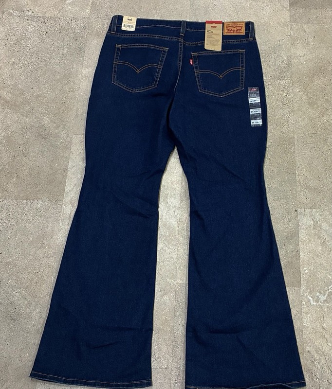 NWT Women’s LEVI’S “726 High Rise Flare” Jeans, sz 32x30