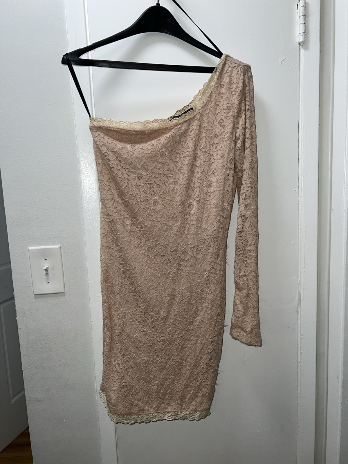 Picture 1 of 7