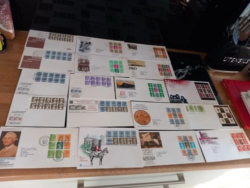 GB Booklet Pane First Day Covers (18) 1980-2020