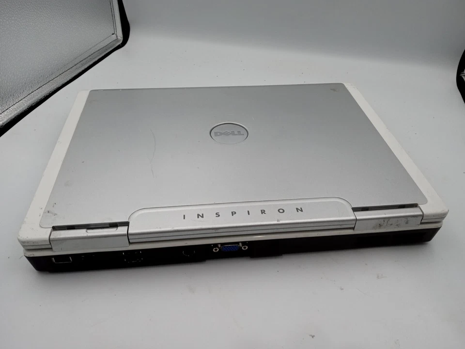 Dell Inspiron 6000 15" Laptop Intel Pentium 1GB RAM 40GB HDD WinXP - READ -RR - Image 4 of 4