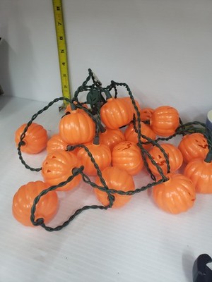 Vintage Set of 20 Tested Halloween Jack O Lantern Pumpkin Light String Blow Mold