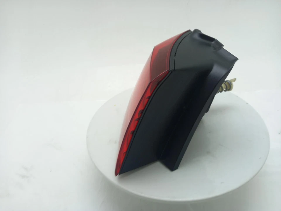 VOLKSWAGEN GOLF Tail Light Rear Lamp N/S 2017-2020 5 Door Hatchback LH 5G0945095 - Image 4 of 4