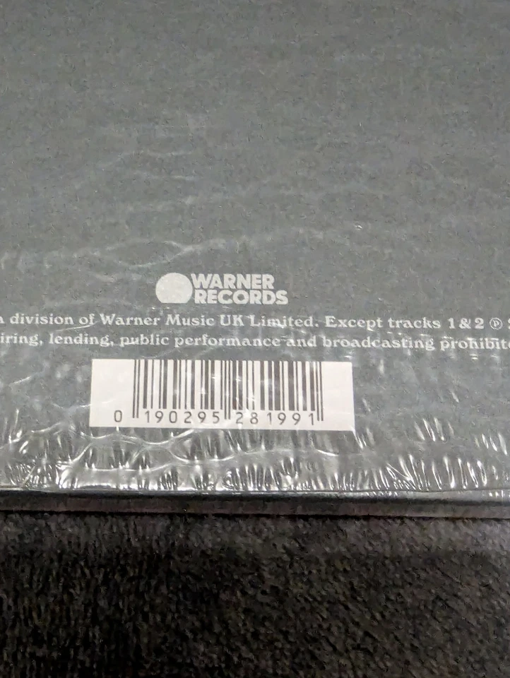 Dua Lipa ‎Future Nostalgia 2020 Deluxe NEON YELLOW Vinyl Record LP Box Set NEW - Image 4 of 4