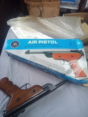  Vintage Chinese Air Pellet  .177 Industry Brand gun with Box. tested and works