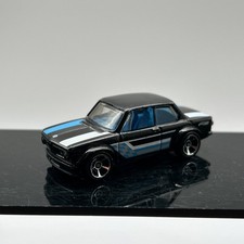 Hot Wheels BMW 2002 (2011) Die-Cast 1:64 Scale Loose Coupe Racecar Car Toy Kids