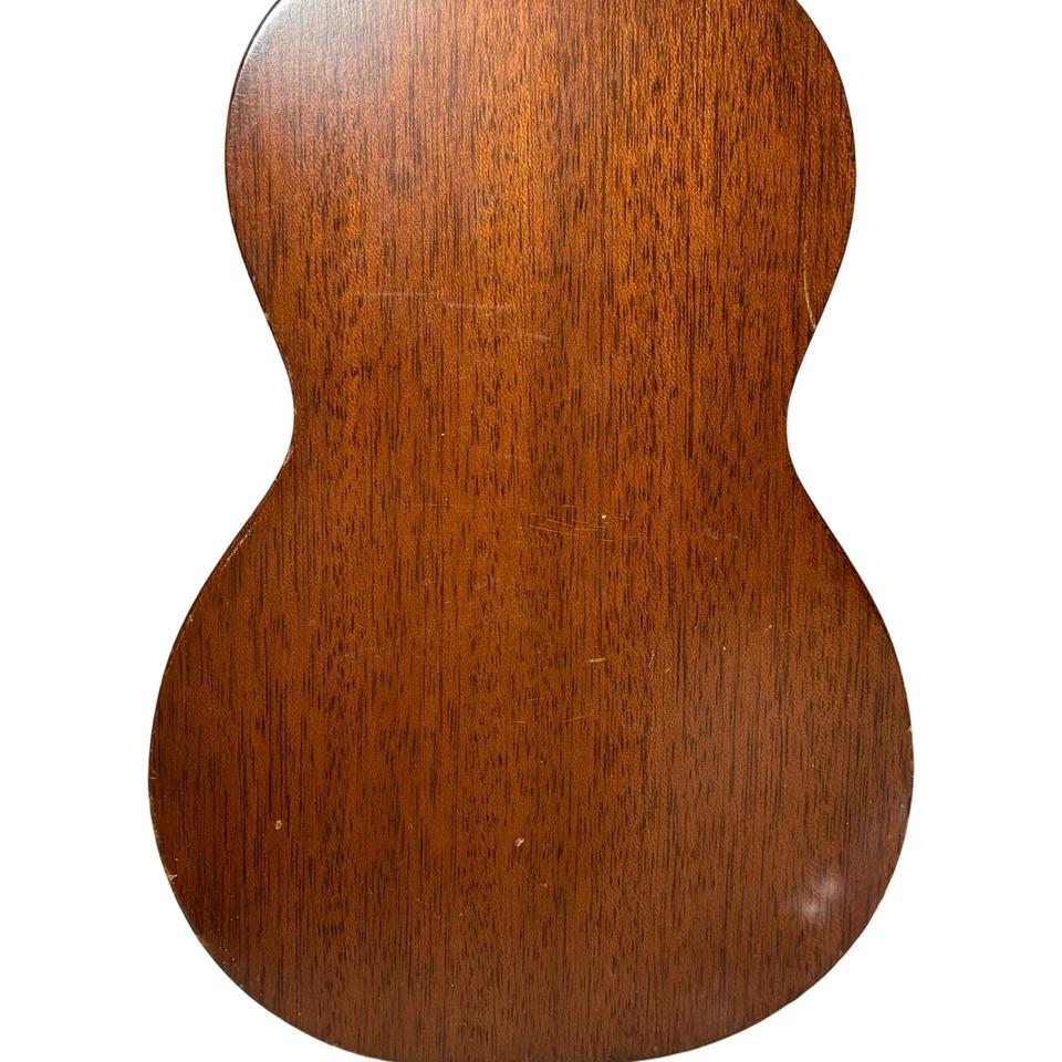 Ukelele Martin And Co. vintage 1960, estuche rígido estilo caoba O Plus Foto 3 de 4