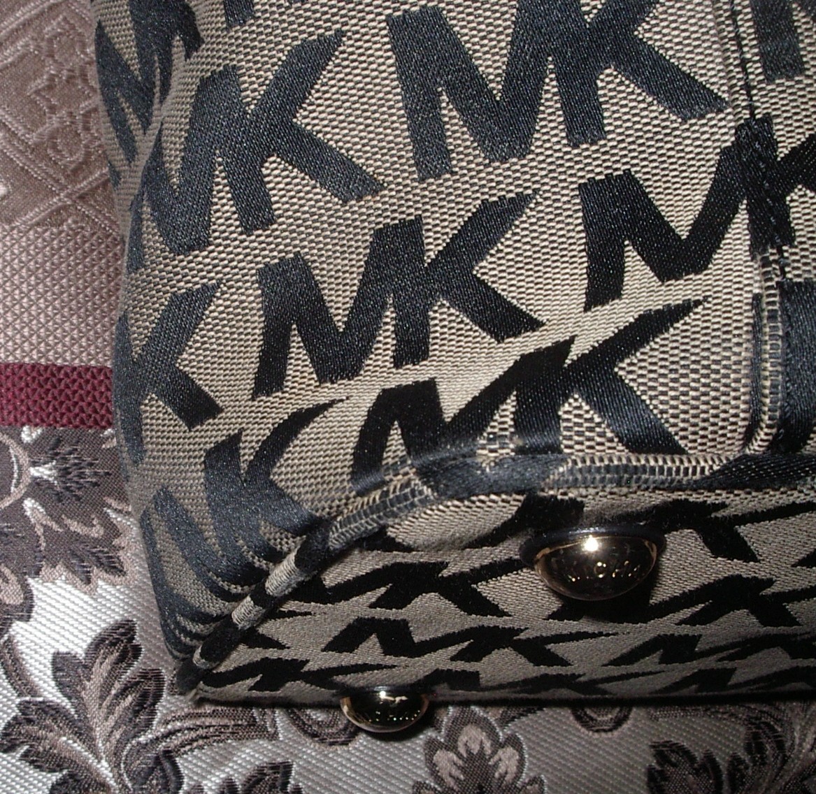 Michael Kors Tan Signature Jacquard Jet Set Tote Bag With Black Leather Handles thumbnail 5