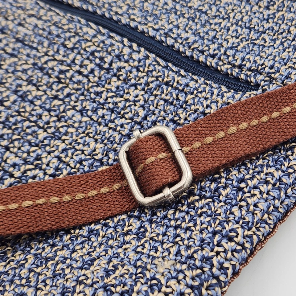 Bolso Bandolera The Sak Lucia Crochet Azul Marrón - Leer Correa - Cartera Informal Foto 3 de 4