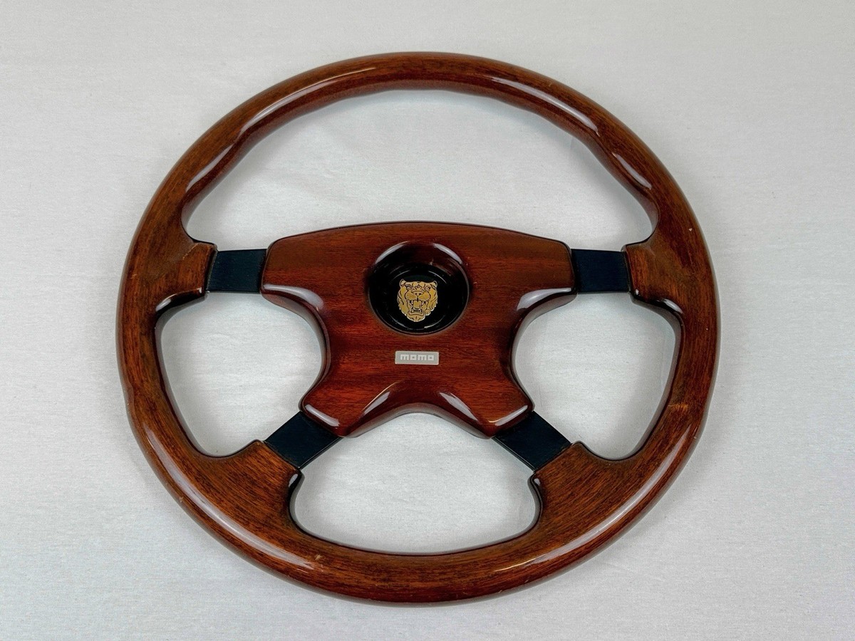 momo ウッドステアリング ASTRA 360mm Rare Vintage Used Jaguar Momo Astra 36cm Wood Steering Wheel