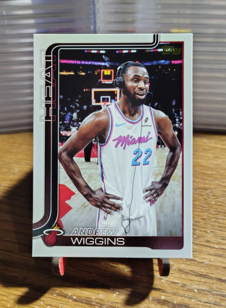 2025/26 Topps Andrew Wiggins #77 GOLDEN MIRROR Image Variation SSP Heat C1826