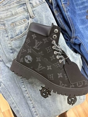 Louis Vuitton Men s Black Monogram Lace-Up Ankle Boots Lugged Sole EU 39