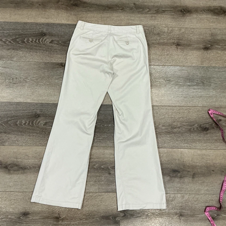 Pantalones acampanados elásticos Banana Republic para mujer 6 beige bootcut chino Y2KMinimalista Foto 3 de 4