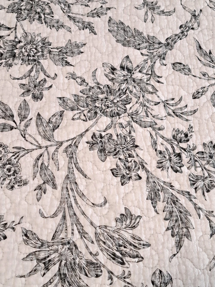 Edredón Laura Ashley ámbar negro floral Toile Queen 91,5" x 91" Foto 2 de 4